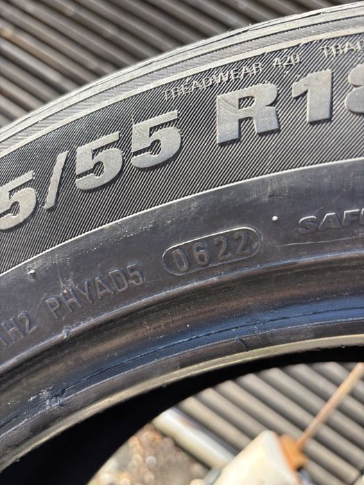 2 бр. Летни гуми 235/55/18 Kumho