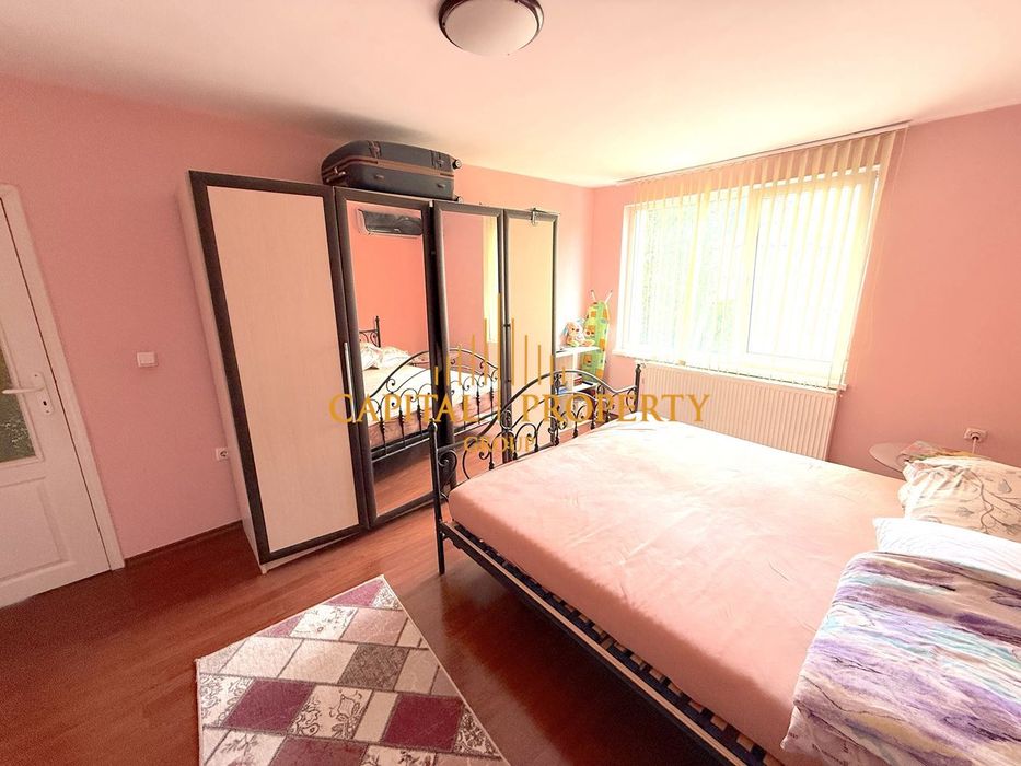 Многостаен в Варна-Цветен площ 150м2