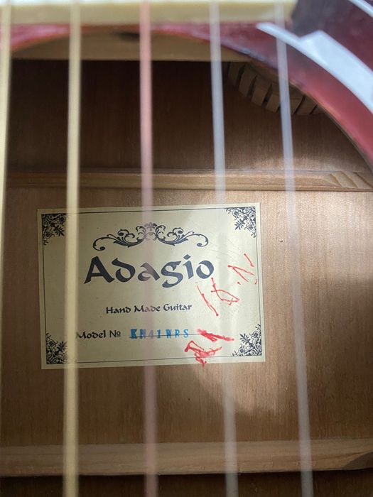 Gitara гитара сатылады ватсап жазамыз