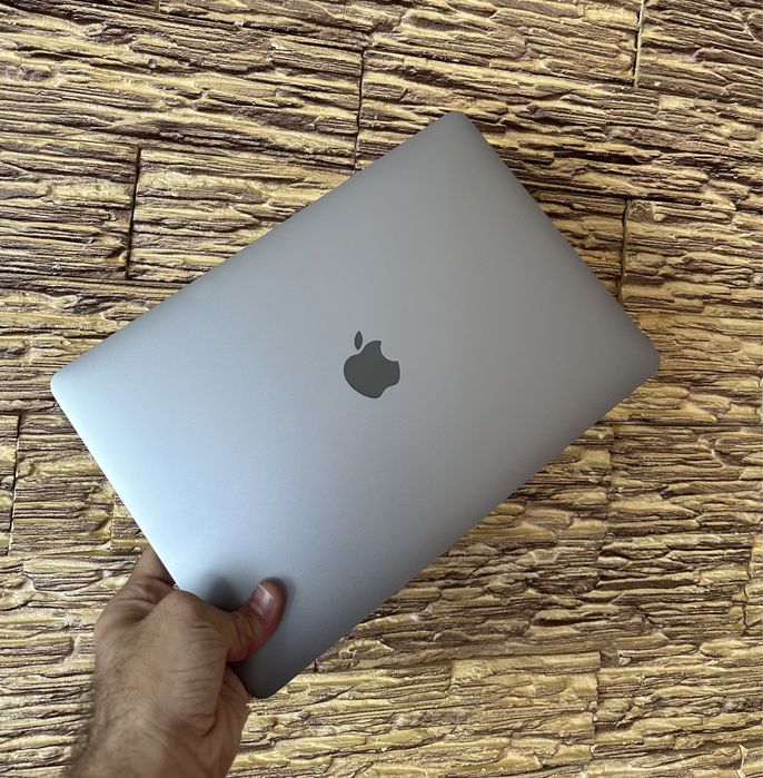 MacBook Pro 13 M2 2022, 16/512GB