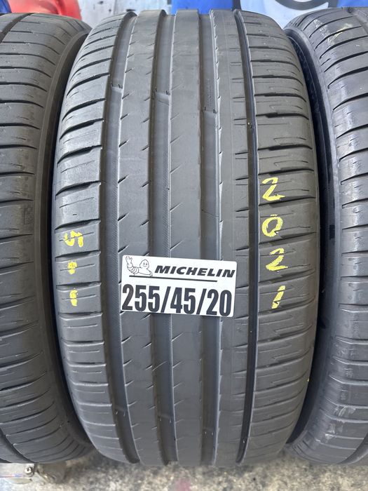 255/45/20 Michelin