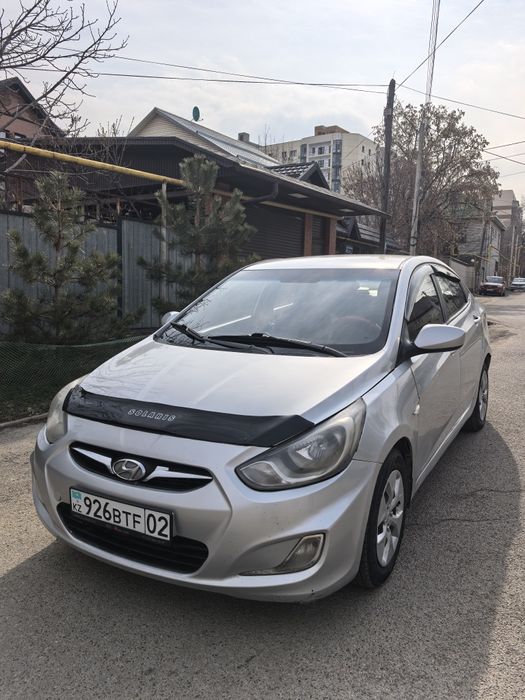 Продам Hyundai accent 2013