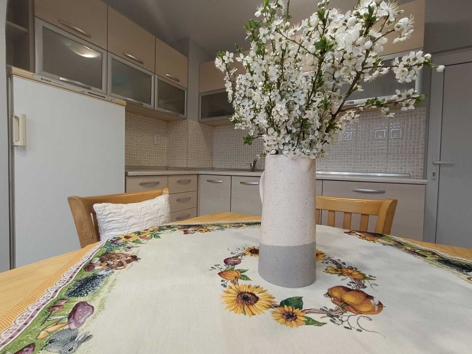 Продава се Двустаен апартамент в Варна, Център - 61 кв.м за 1421 €/кв.м - Снимка #3