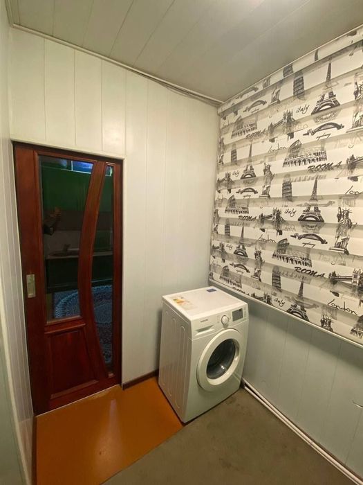 Чирчикда жойлашган 2хона шаройтии бор квартира