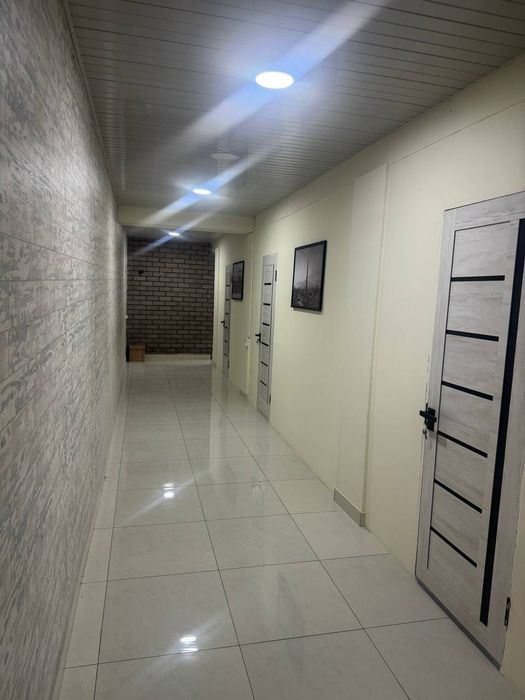 Ijaraga qizlar va ayollar qoʻyiladi. Yotoqxona