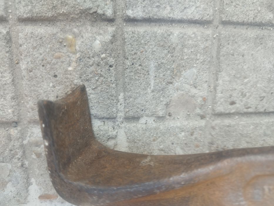 голямаСкоба за лагери