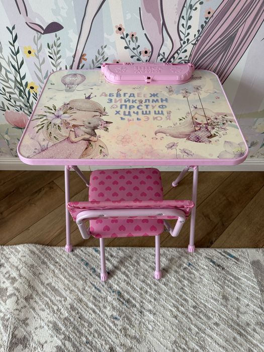 Стол со стулом для девочки
