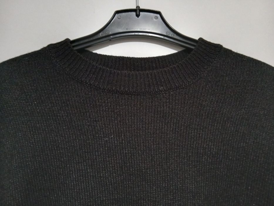 Pulovar subtire fete marime M/L stare perfecta