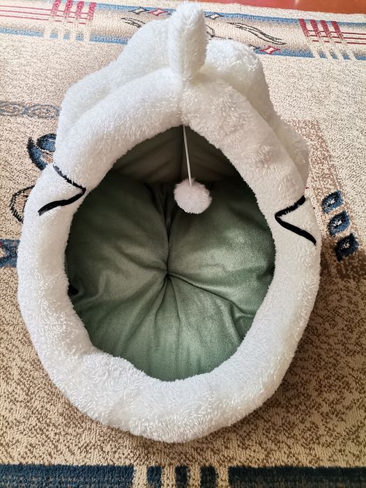 Продам домик для кошек