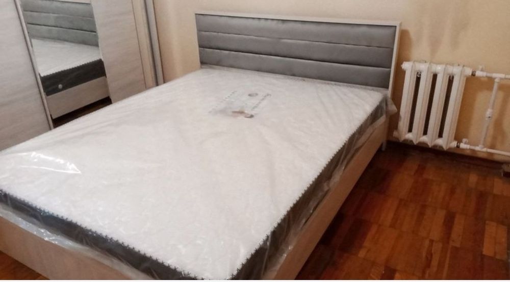 Двуспальная Кровать 205×165см Российский ламинат Цена безматрас