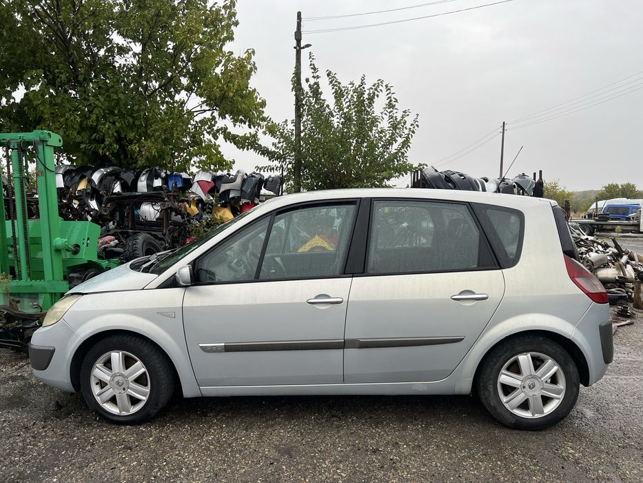 Renault Scenic ( 1.9DCI 2004г. )на части