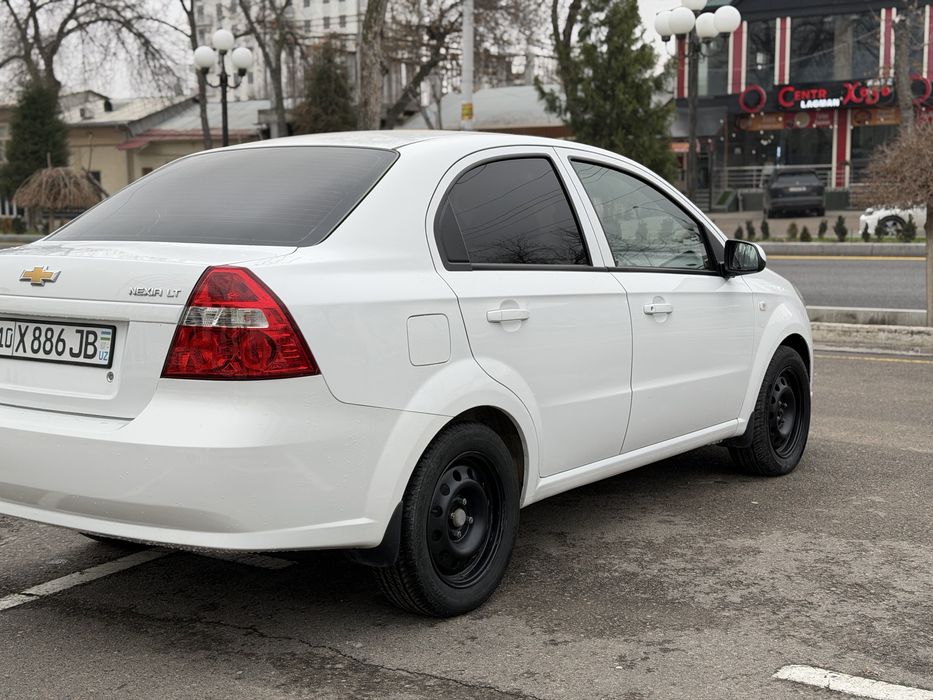 Nexia 3 sotiladi 2019 yil Metangaz 107000 km