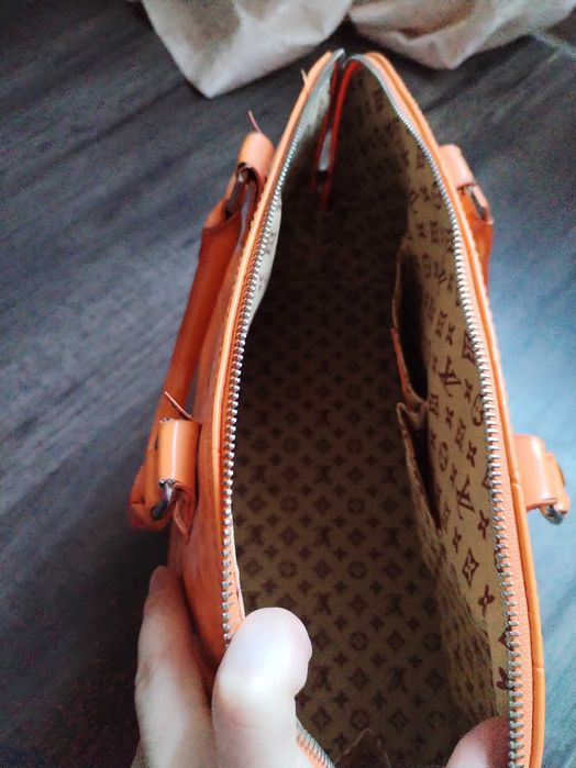 Оригинална Чанта на louis Vuitton