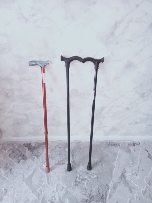 Продам костыли и трости