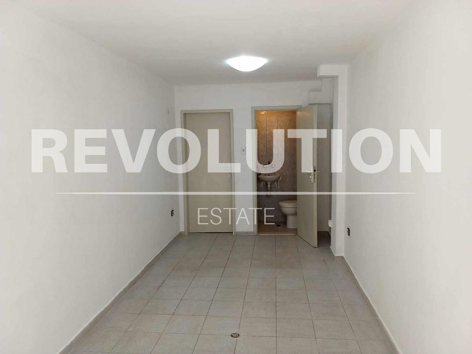 Дава се под наем Магазин в Варна, Лятно кино Тракия - 27 кв.м за 200 € - Снимка #5