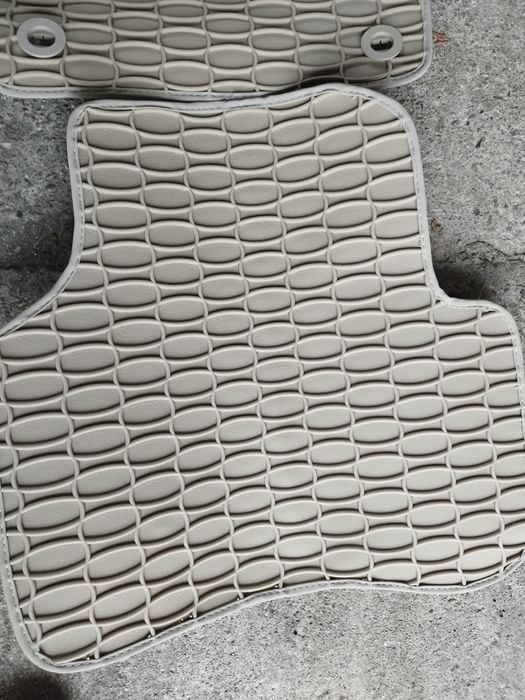 Preșuri cauciuc pentru Ford focus Mk3 negre și preșuri Volkswagen Pass