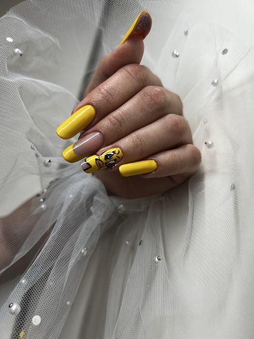 Unghii cu gel -Gara Mare