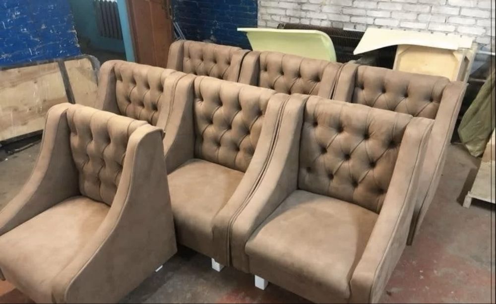 Диваны для кафе баров ресторанов Любой цвет и размер