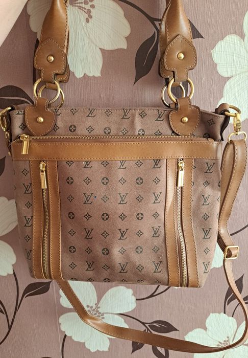 Дамски чанти Louis Vuitton и Michael Kors
