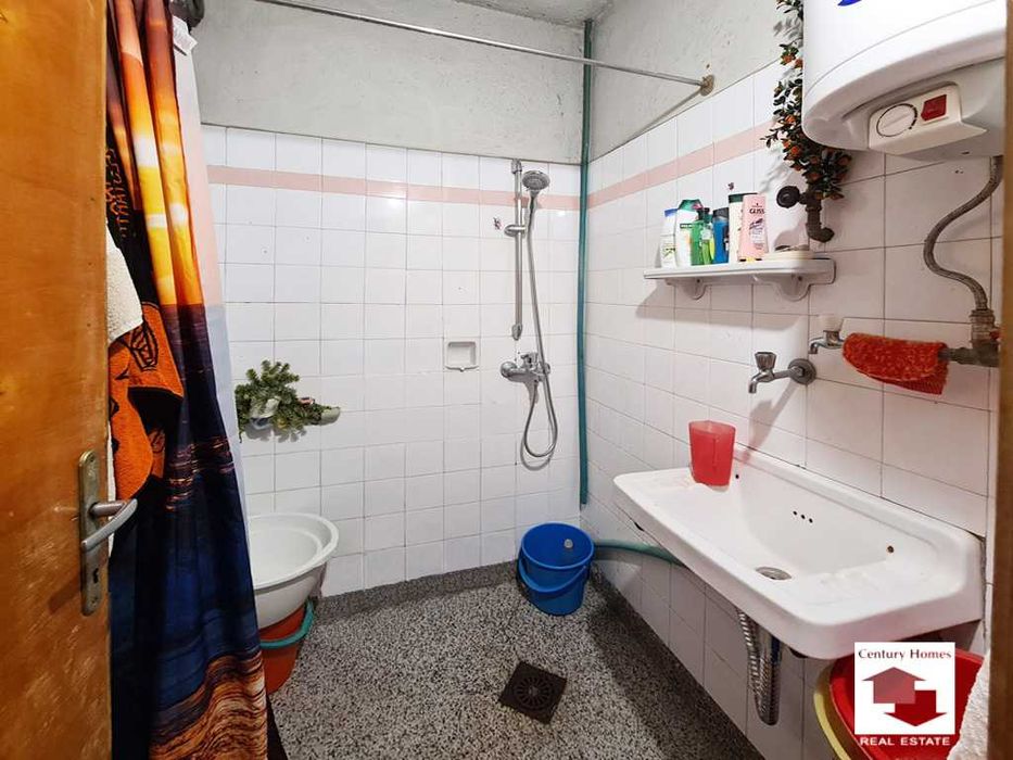 Продава се Четиристаен апартамент в Велико Търново, Център - 110 кв.м за 1814 €/кв.м - Снимка #10