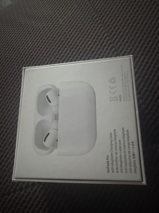Casti airpods pro 1 originale ( casca dreapta + dock )