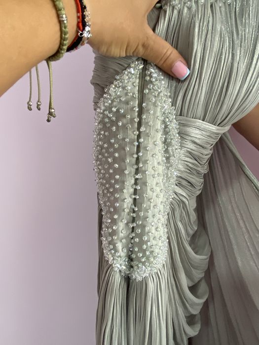 Rochie lunga , eleganta, purtata o singura data, marimea 40