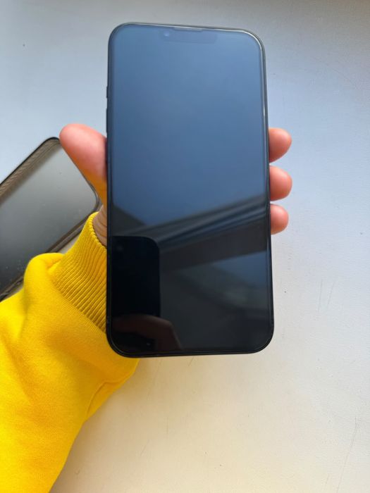Apple 13 на 128 гб