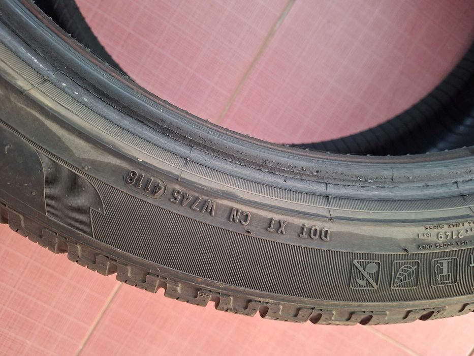 2 броя 275/40 R21 PIRELLI DOT18