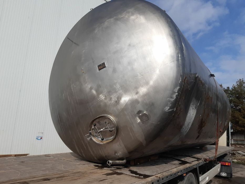 ЁМКОСТЬ. из нержавеющий стали.