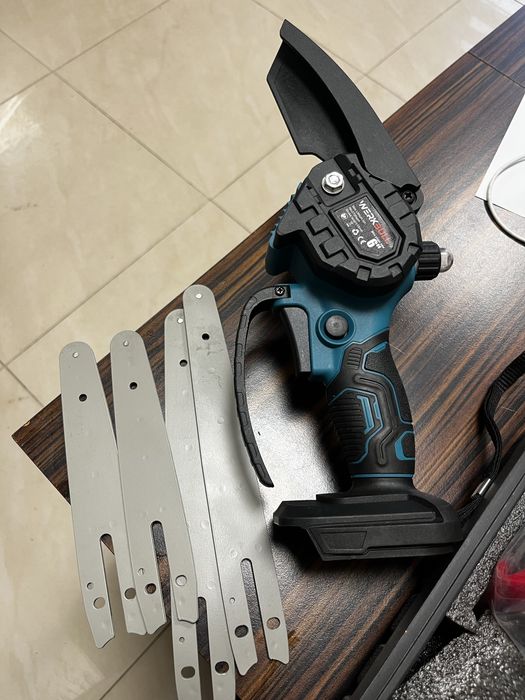 Комплект WerkBull акумулаторна лозарска ножица и мини трион