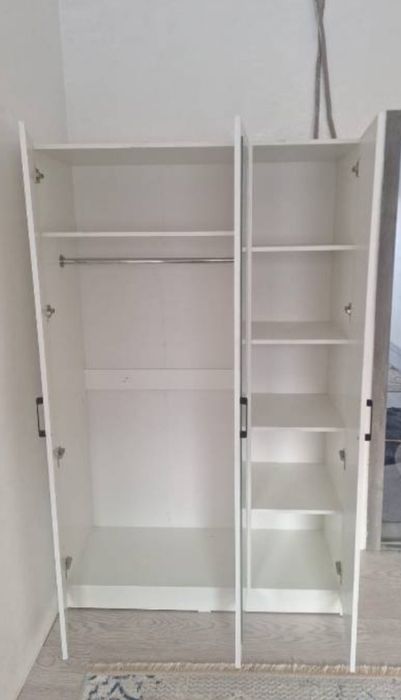 Шкаф для одежды продам
