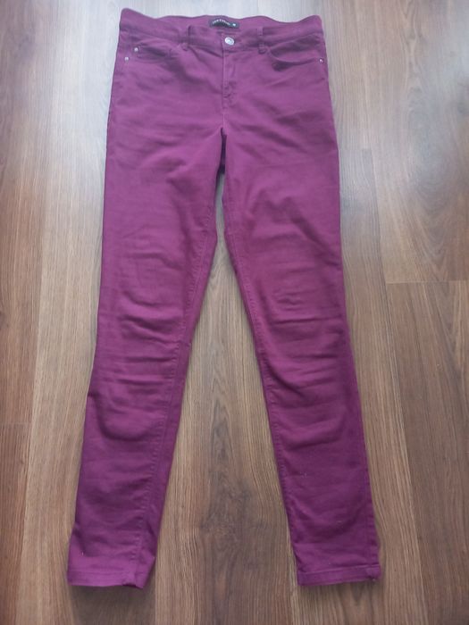 Продавам дамски панталони