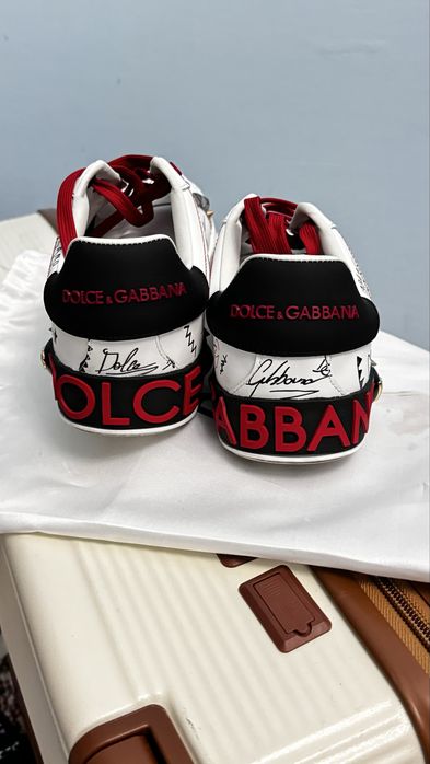 Продам кроссовки кожанные Турция