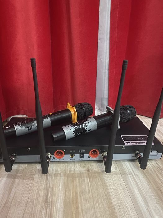 JBL T600 микрофон