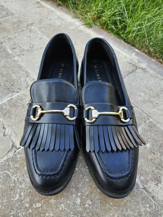 Pantofi negri, marimea 37