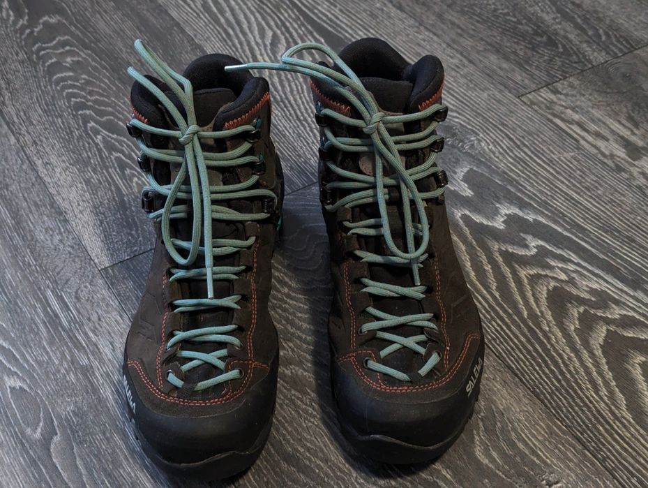 Bocanci trekking  Nr 39 ,Salewa Mountain Trainer Mid GTX