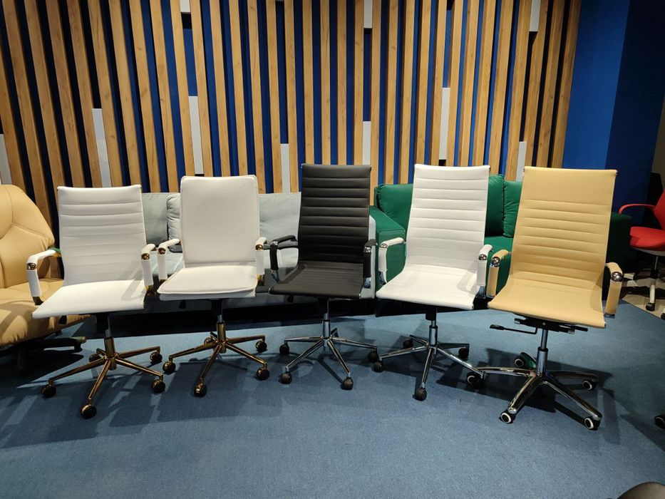 Офисное кресло модель Delgado,Galaxy, Deluxe