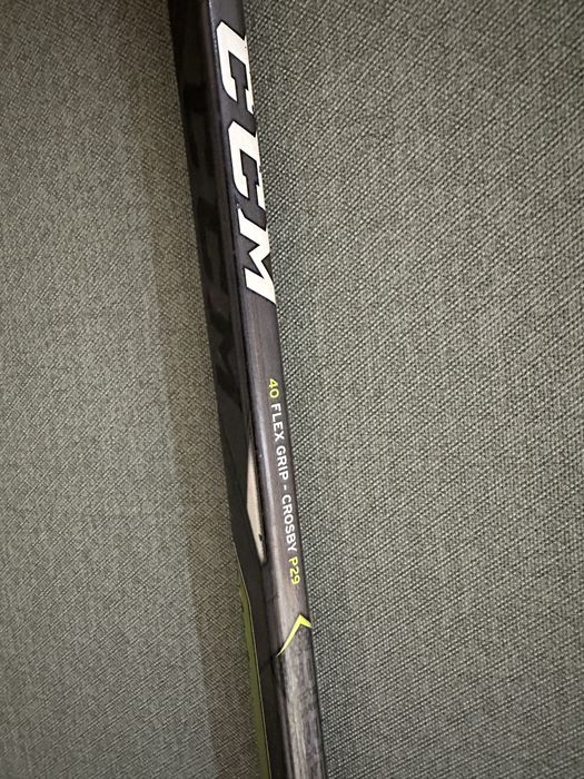 Продам Хоккейные клюшки