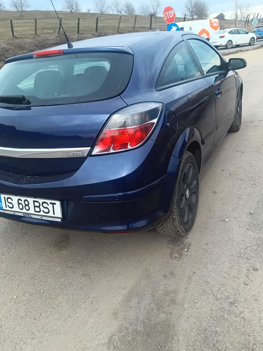 Vând sau schimb Opel Astra GTC