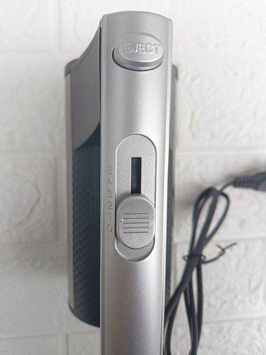 Миксер с двумя насадками