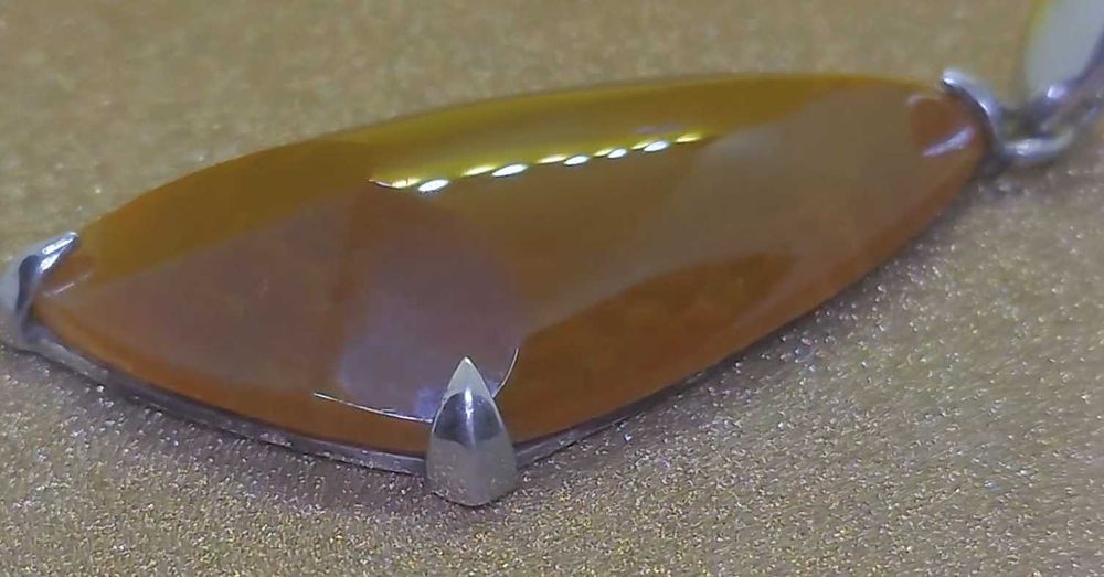 Pandantiv argint cu agată de foc – 25 g