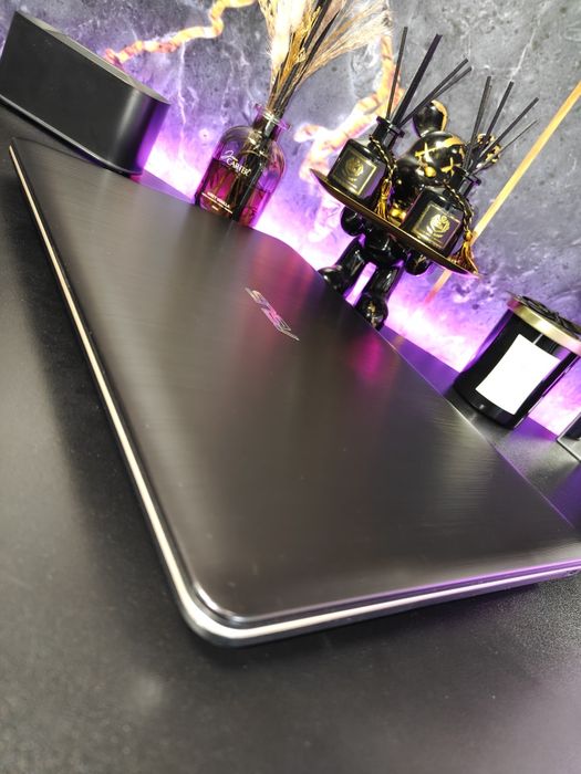 Laptop Asus i5 gen 6, 8gb DDR4, SSD Samsung