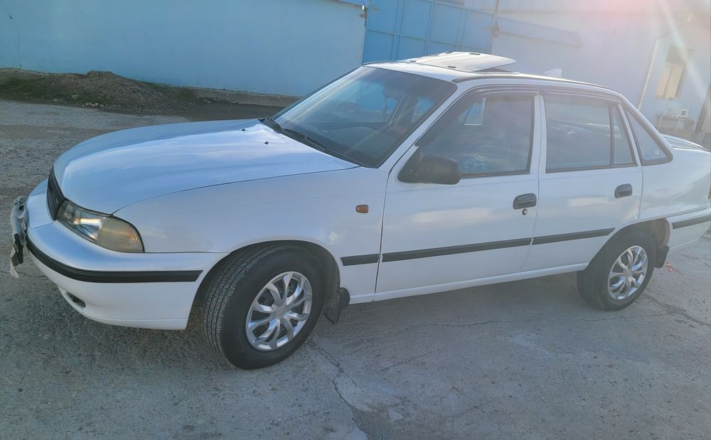 Nexia 1 sons sotiladi