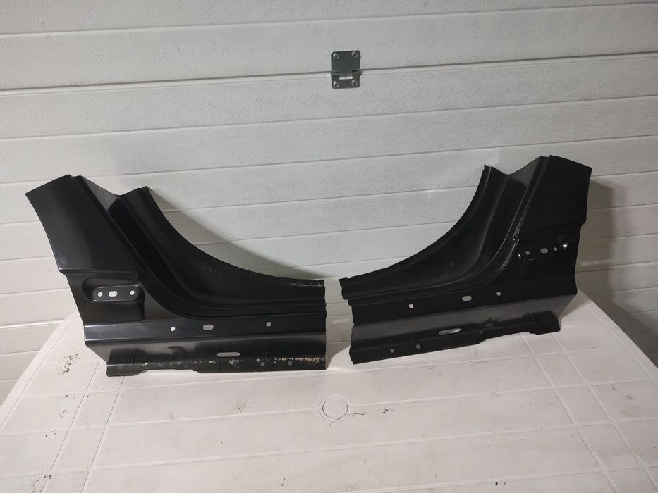 Aripa , prag pasaj  dreapta Dacia Duster 2018,2019,2020,2021