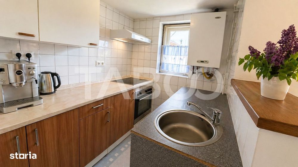 Apartament 3 camere de vanzare la casa si pivnita Selimbar Sibiu
