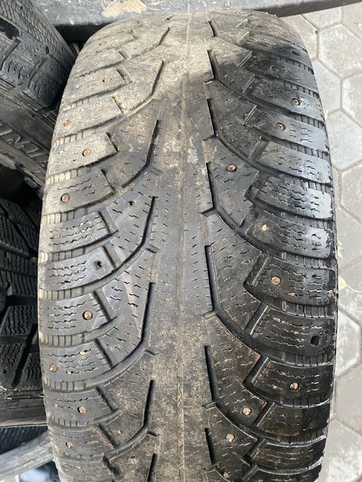 На 18. 275/60 нокия  в нАЛИЧИИ