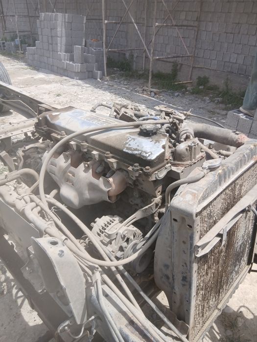 Isuzu avtobus mator