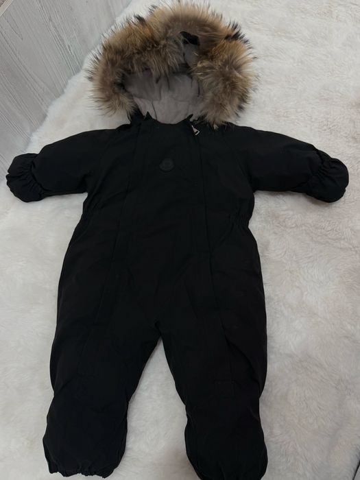 Комбинезон Moncler