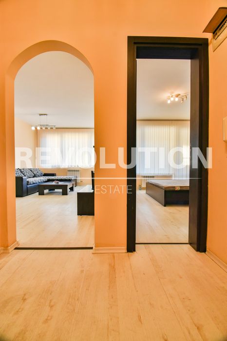 Дава се под наем Двустаен апартамент в София, Гоце Делчев - 75 кв.м за 800 € - Снимка #4