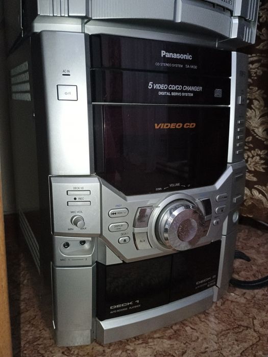 Музыкальный центр Панасоник.